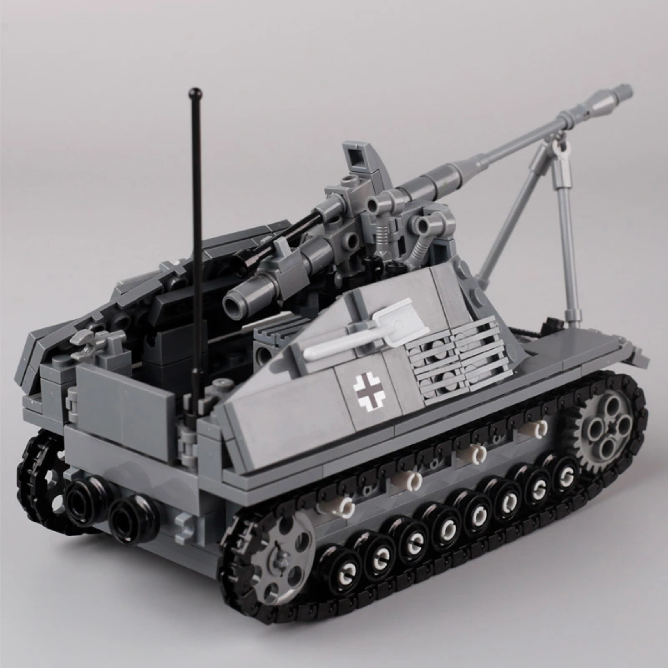 WWII German Marder III Tank Destroyer Building Block Set – Panzerjäger 38(t) with 7.5 cm Pak 40 Cannon - Image 6