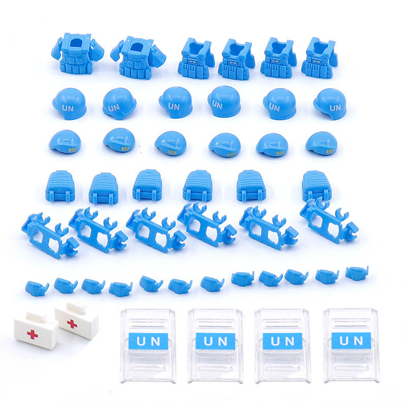 UN Peacekeeping Gear Weapons & Accessories Set - Image 3