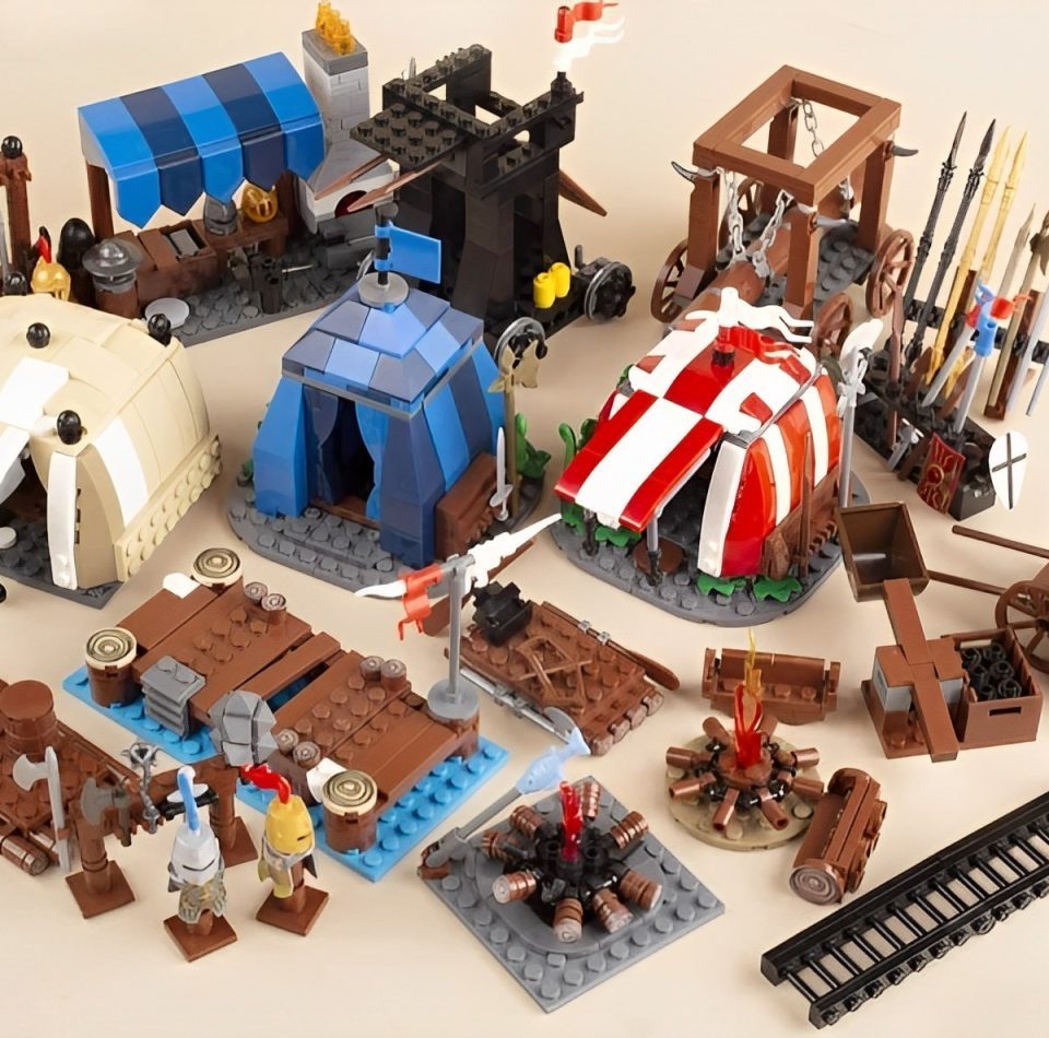 Medieval War Camp and Siege Equipment Building Blocks Set