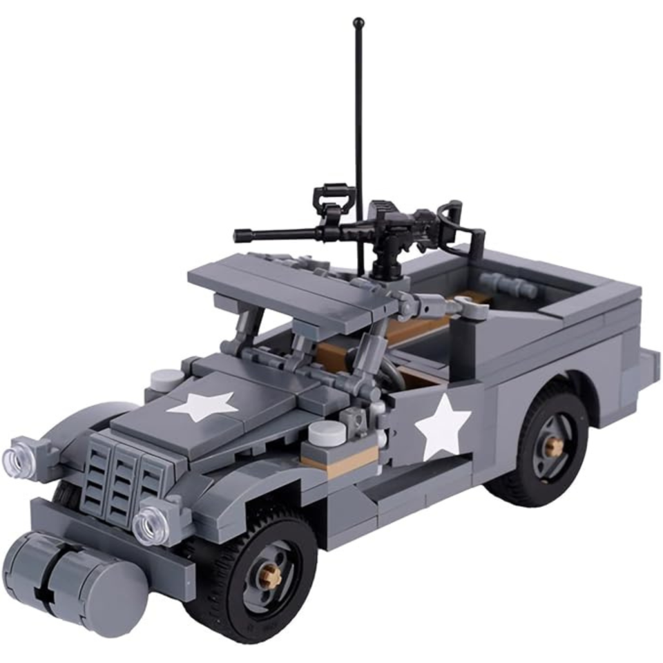 WWII M3A1 Scout Car with Mounted Machine Gun – Building Blocks Set